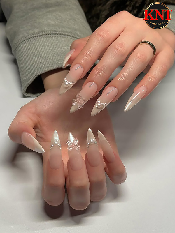 KNT Nails and Spa
