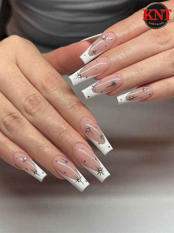 KNT Nails and Spa